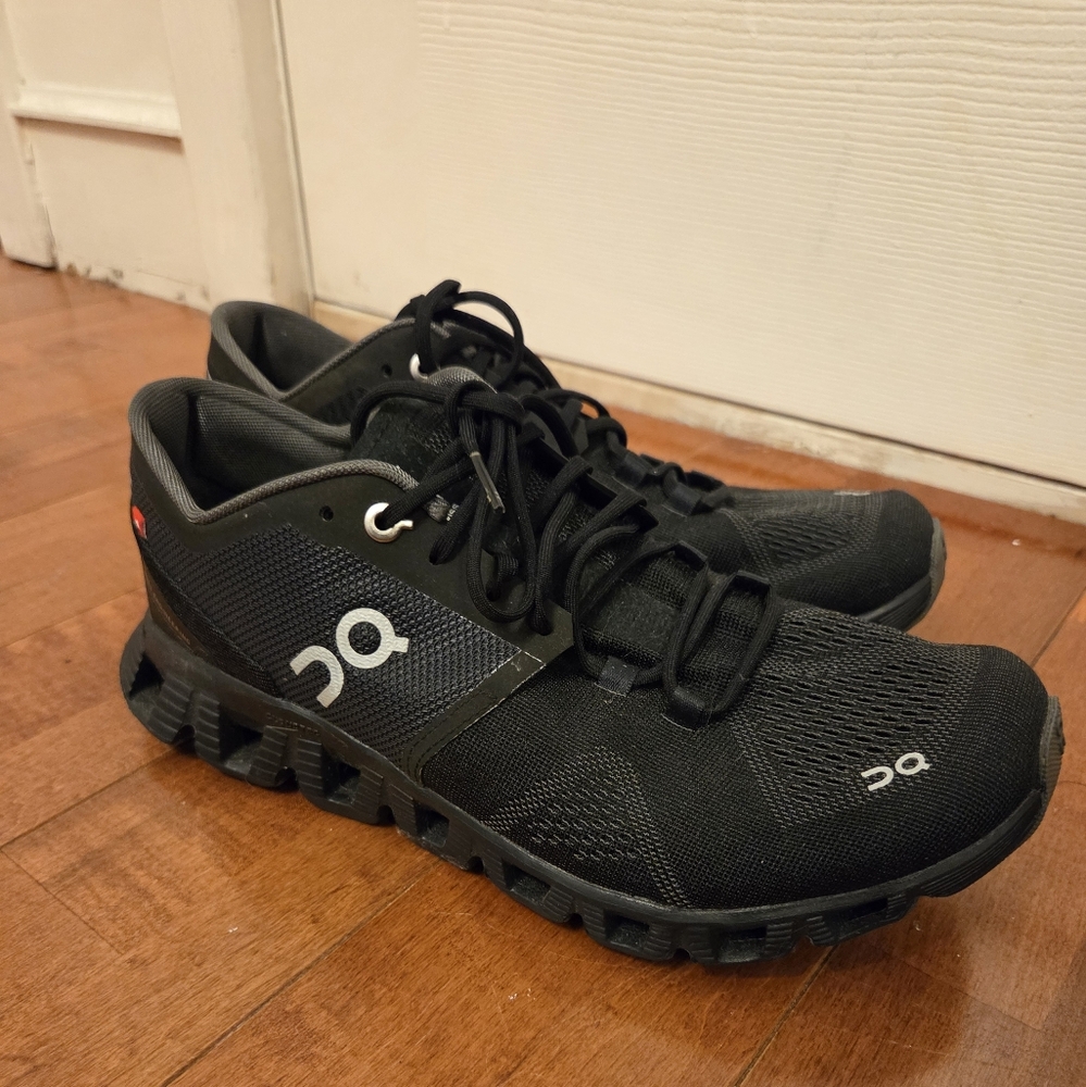 On Running Women's Black Sneakers Athletic Shoes